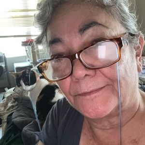 Meet your Posher, Cynthia